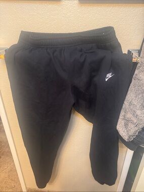 Nike joggers